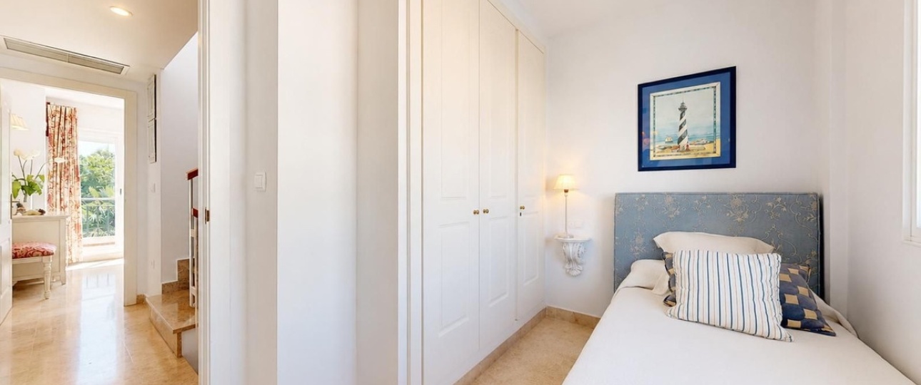 Resale - Town house - Marbella - Nueva Andalucía