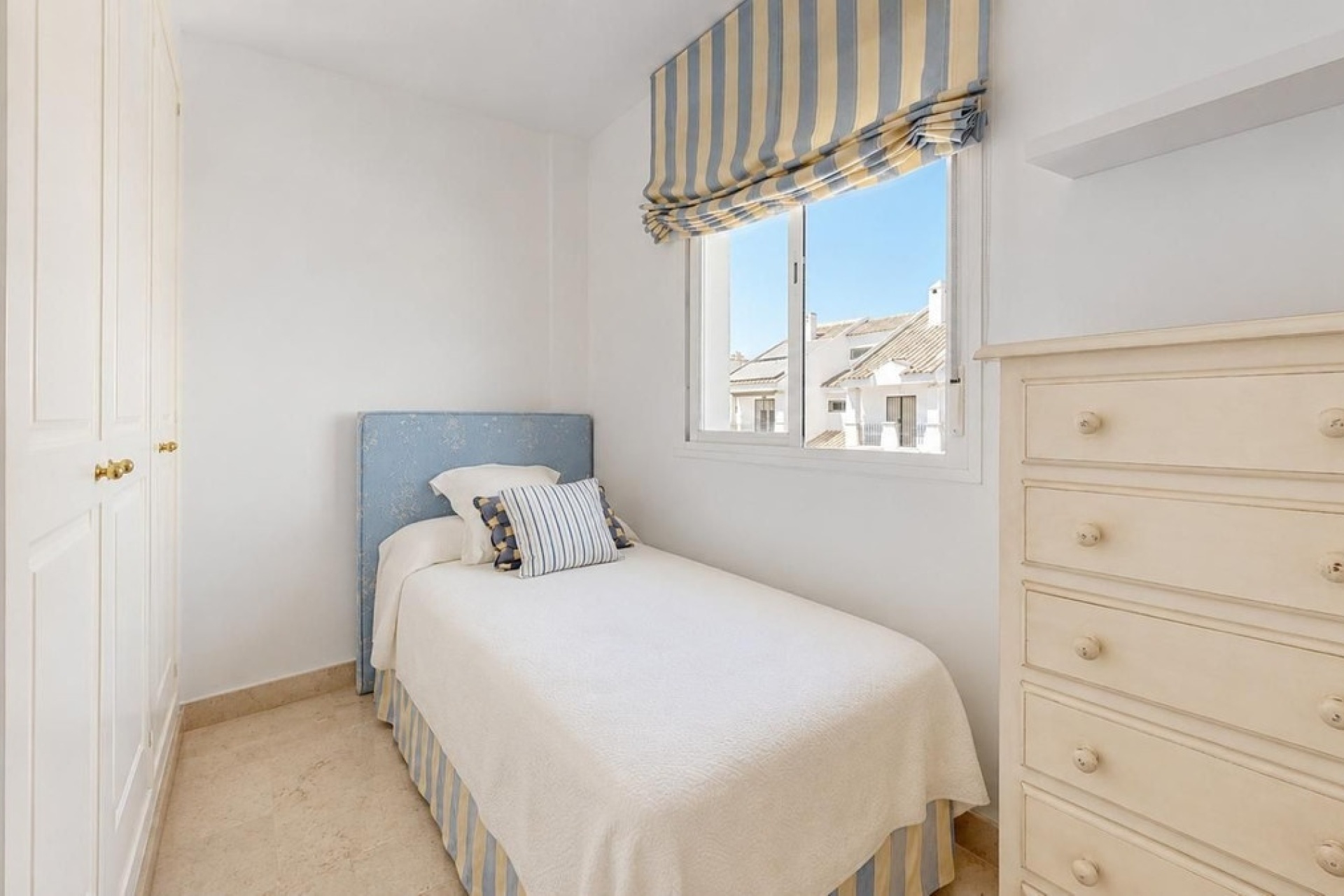 Resale - Town house - Marbella - Nueva Andalucía