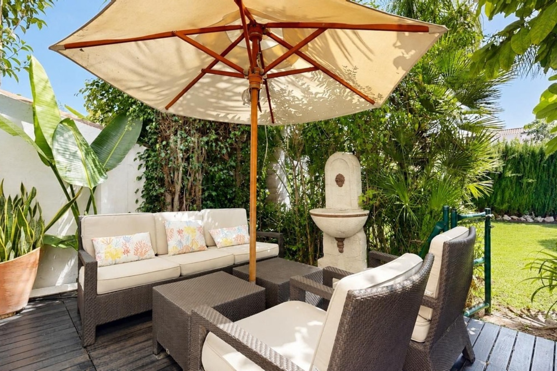 Resale - Town house - Marbella - Nueva Andalucía