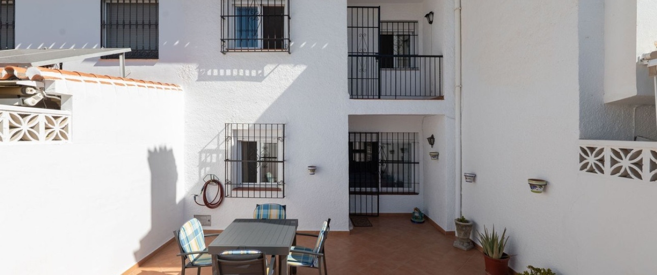 Resale - Town house - Marbella - Nueva Andalucía
