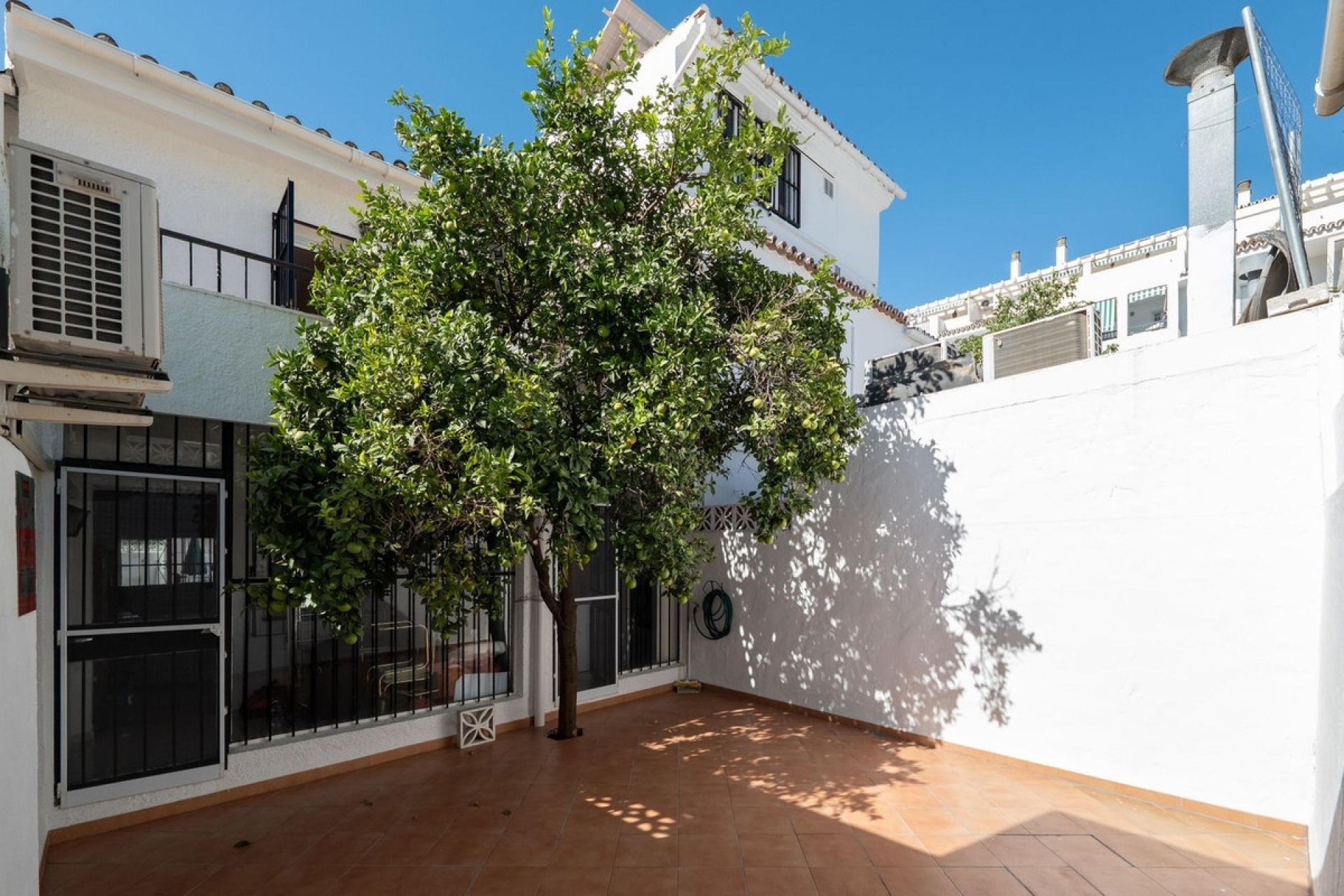 Resale - Town house - Marbella - Nueva Andalucía