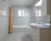 Resale - Town house - Marbella - Nueva Andalucía