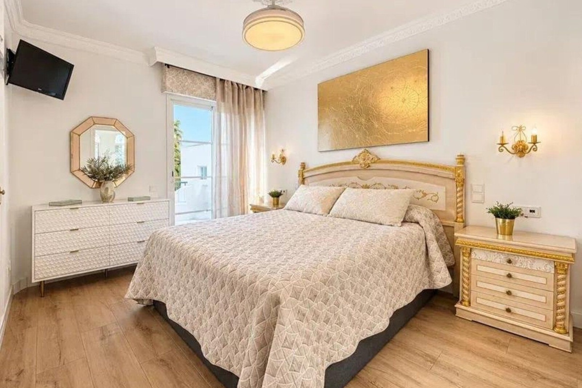 Resale - Town house - Marbella - Nueva Andalucía