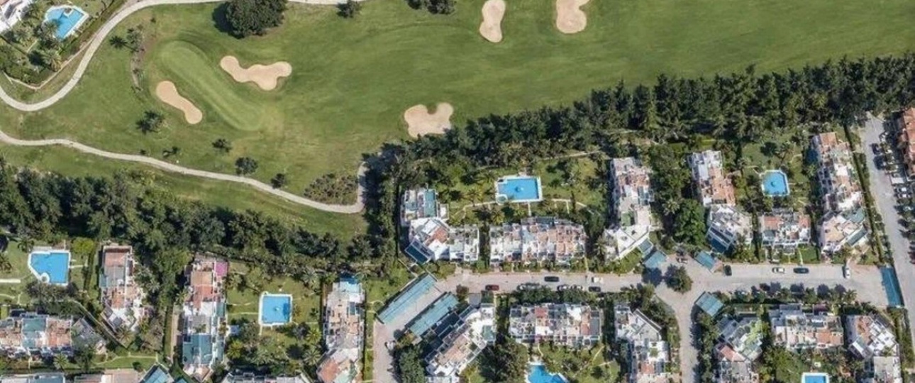 Resale - Town house - Marbella - Nueva Andalucía