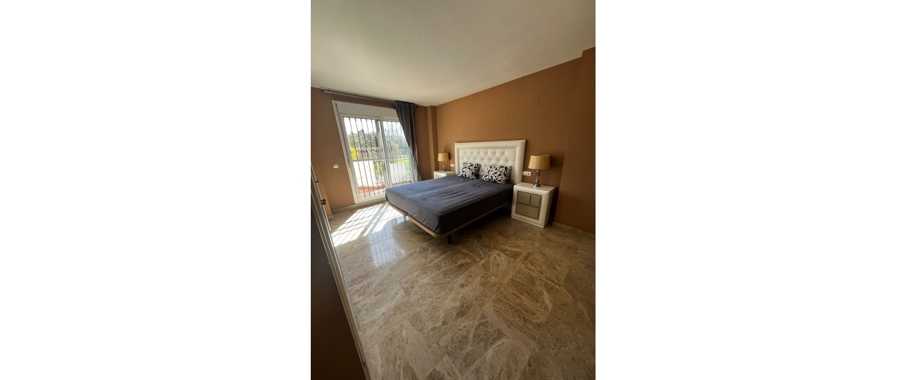 Resale - Town house - Marbella - Nueva Andalucía