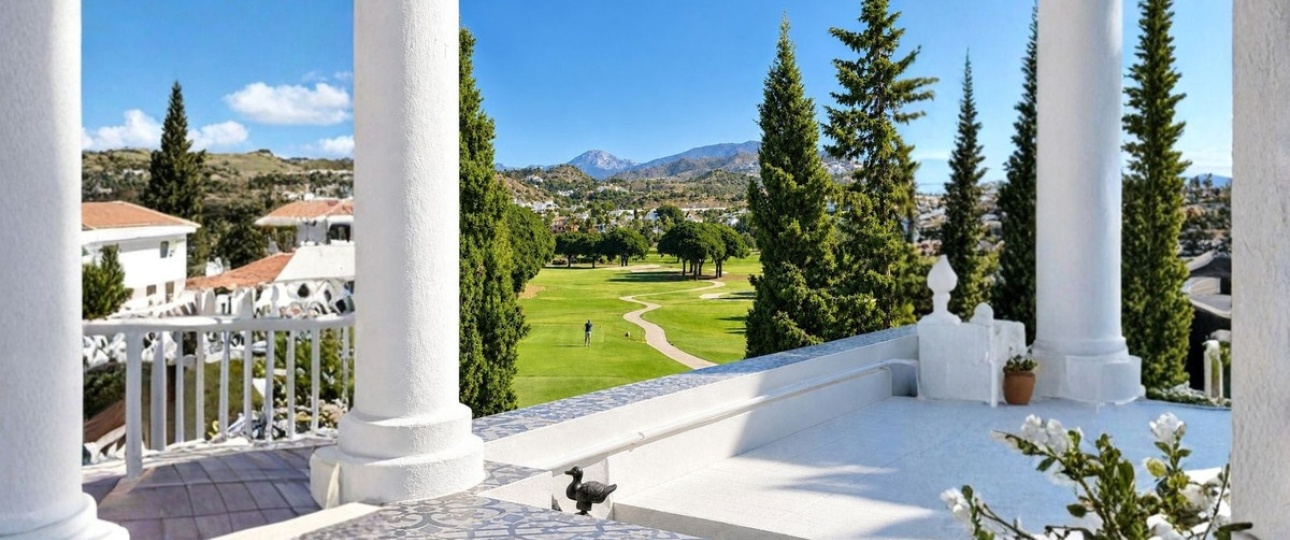 Resale - Town house - Marbella - Nueva Andalucía