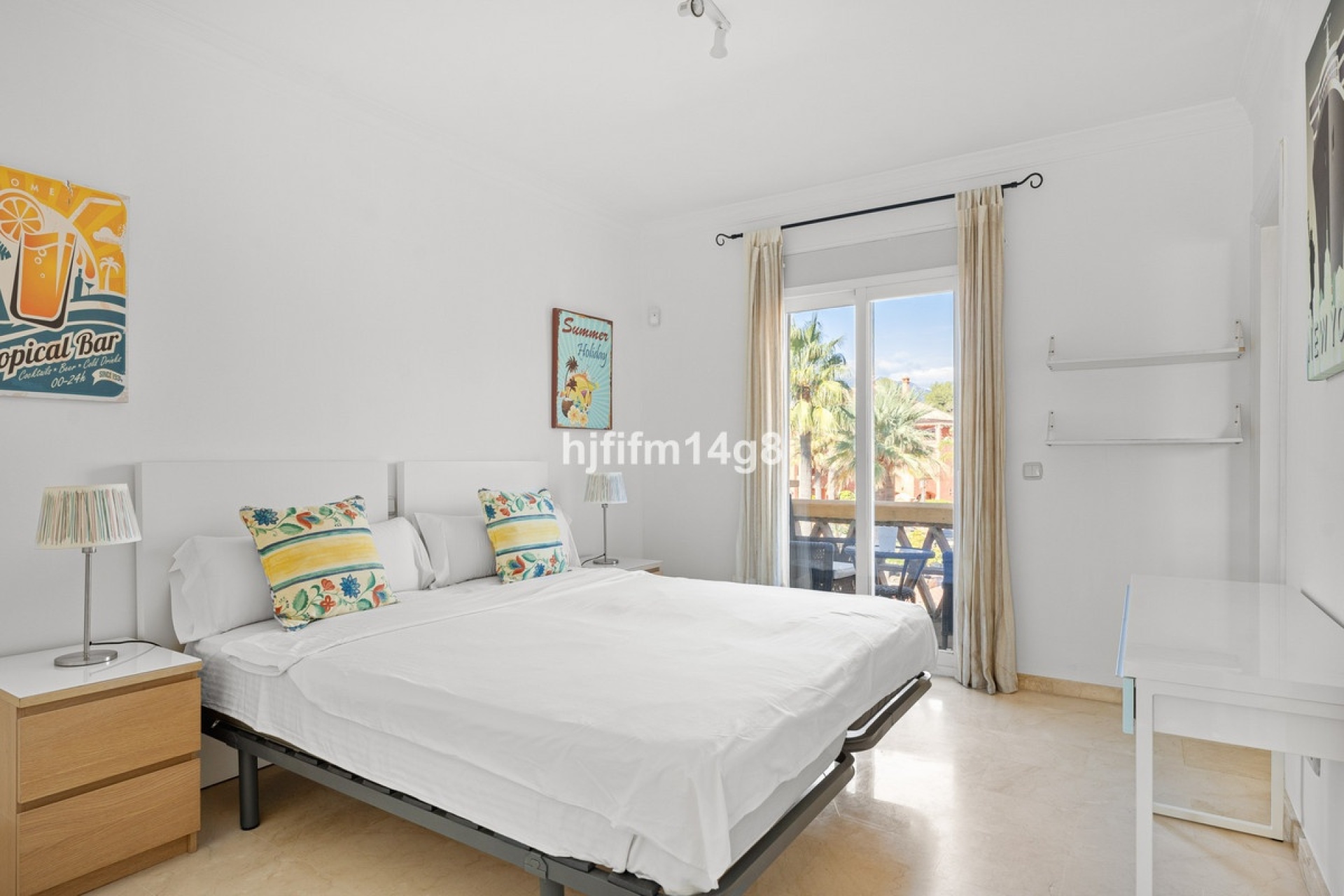 Resale - Town house - Marbella - Nueva Andalucía