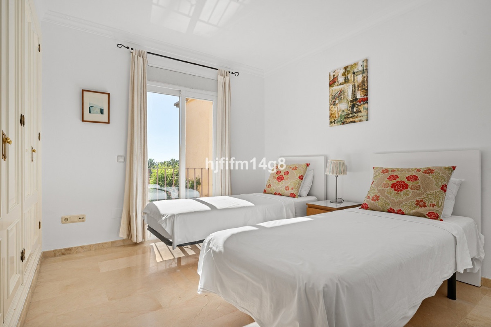 Resale - Town house - Marbella - Nueva Andalucía