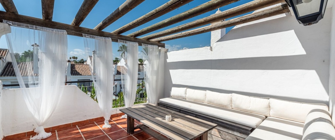 Resale - Town house - Marbella - Nueva Andalucía