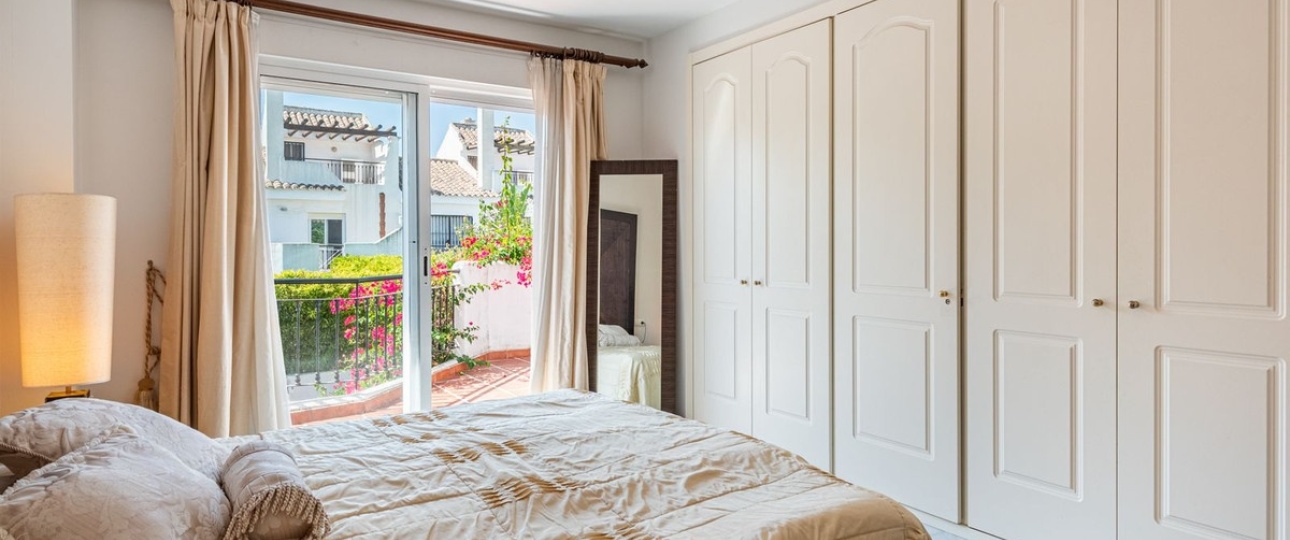 Resale - Town house - Marbella - Nueva Andalucía