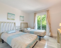 Resale - Town house - Marbella - Nueva Andalucía