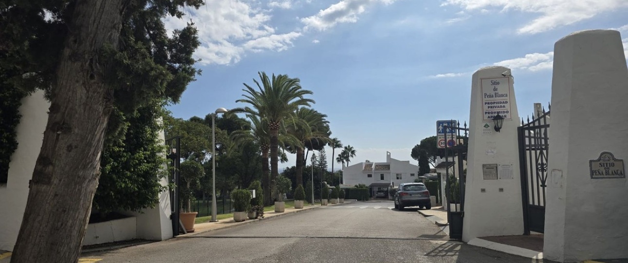 Resale - Town house - Marbella - Nueva Andalucía
