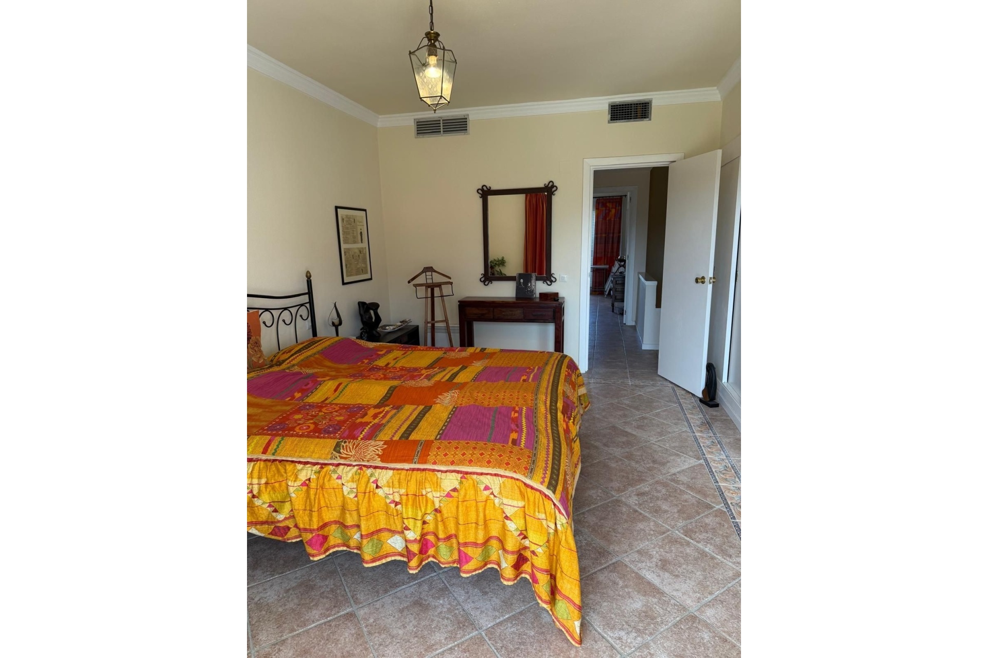 Resale - Town house - Marbella - Nueva Andalucía