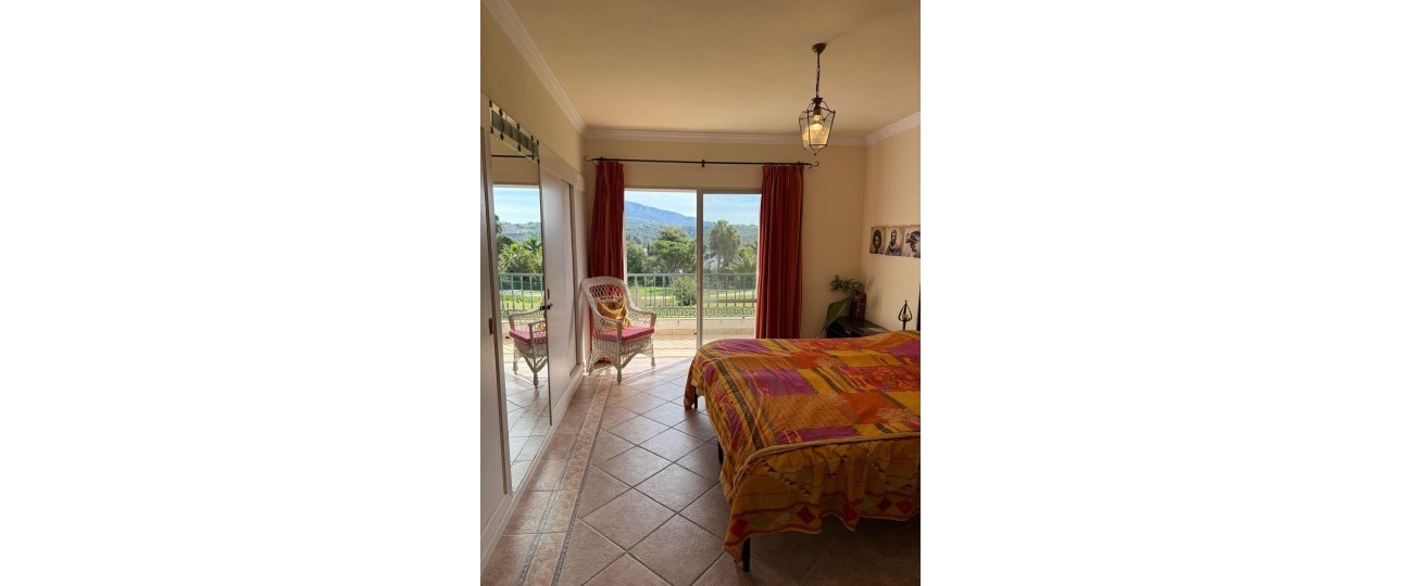 Resale - Town house - Marbella - Nueva Andalucía