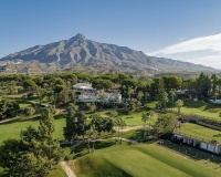 Resale - Town house - Marbella - Nueva Andalucía