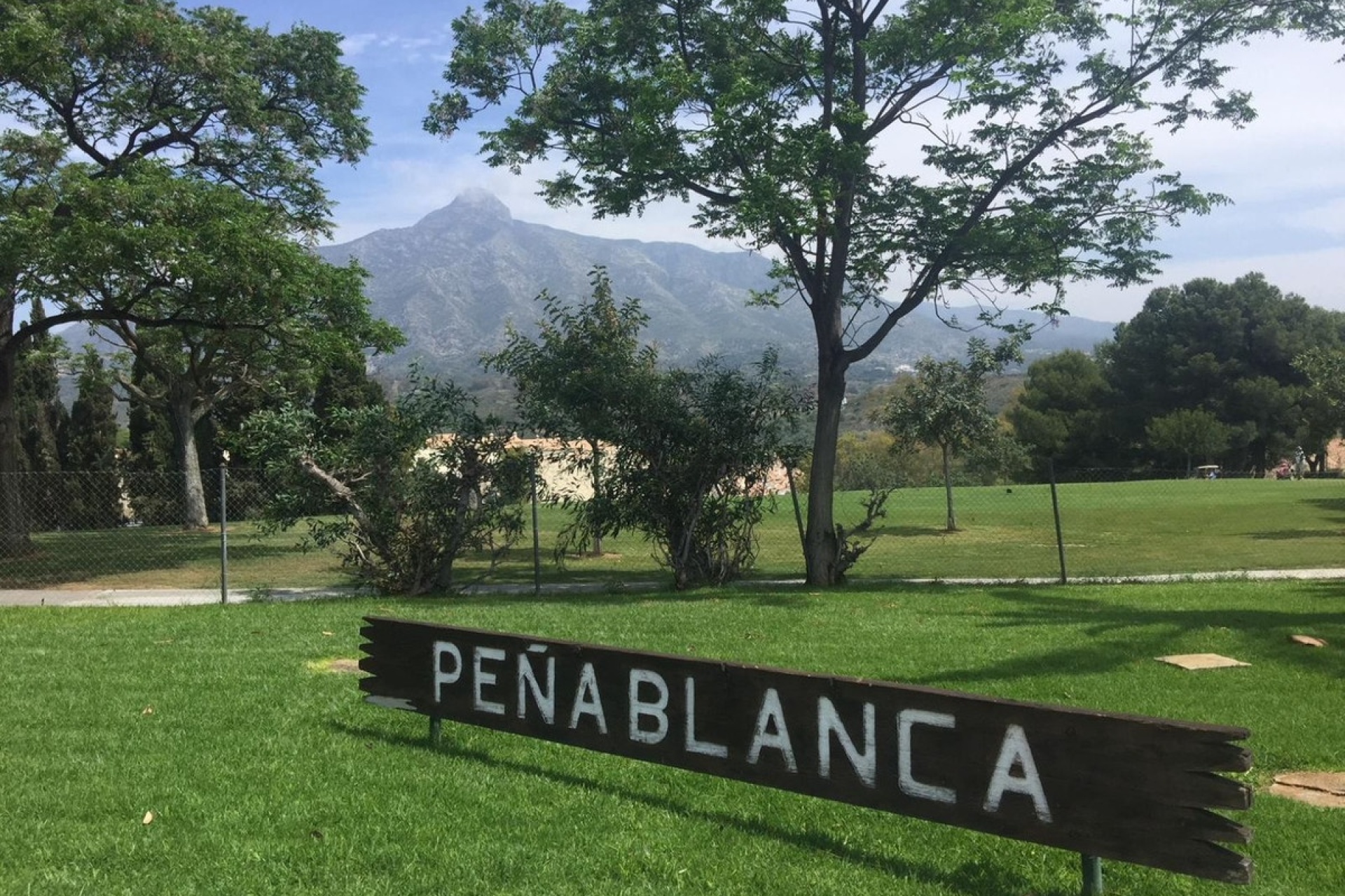 Resale - Town house - Marbella - Nueva Andalucía