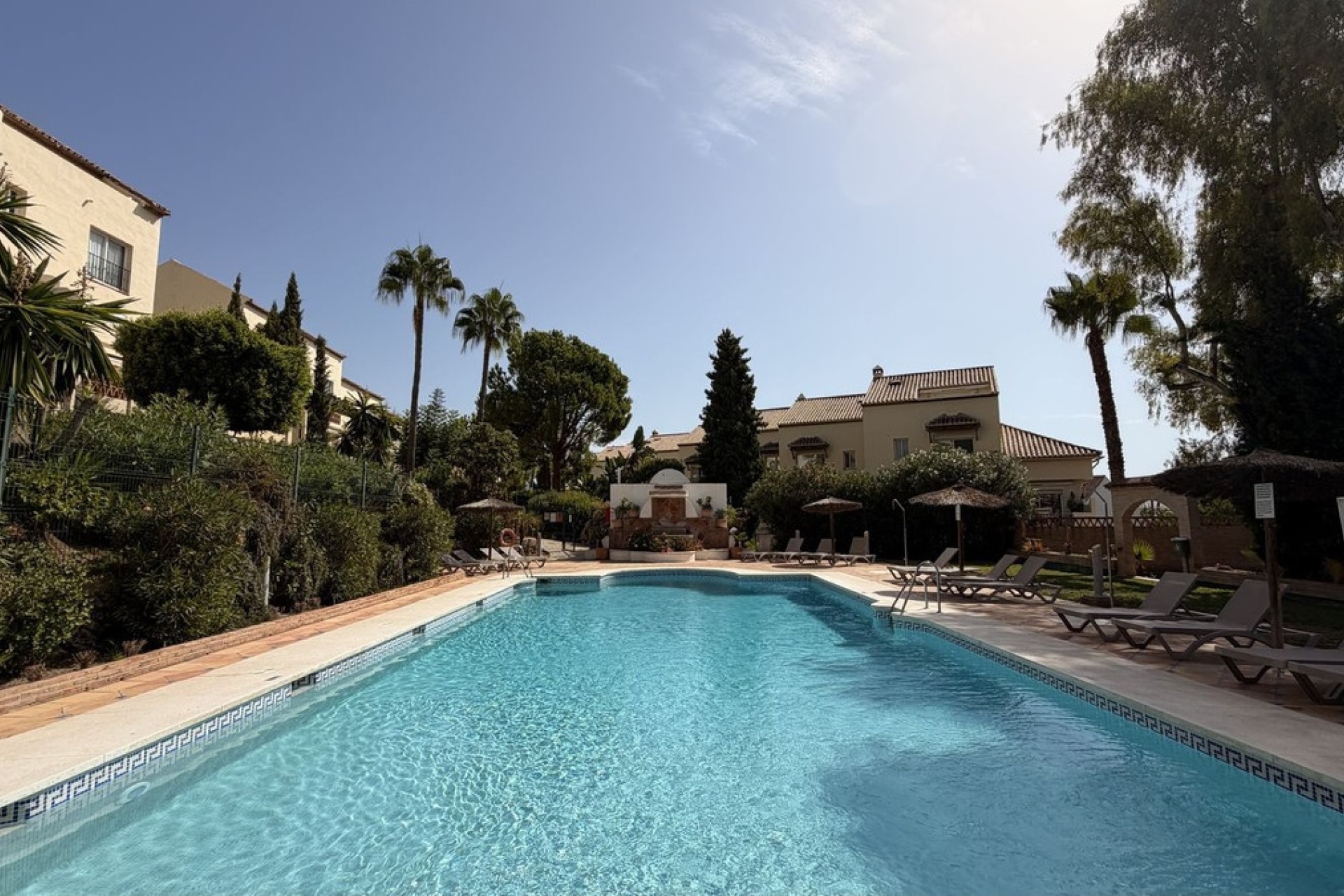 Resale - Town house - Marbella - Nueva Andalucía