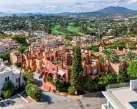 Resale - Town house - Marbella - Nueva Andalucía