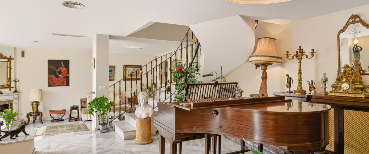 Resale - Town house - Marbella - Nueva Andalucía