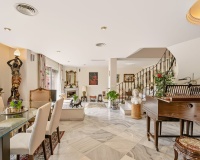 Resale - Town house - Marbella - Nueva Andalucía
