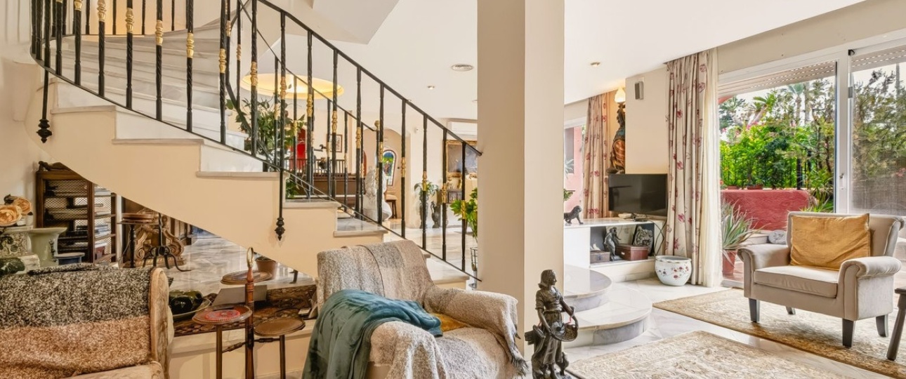 Resale - Town house - Marbella - Nueva Andalucía