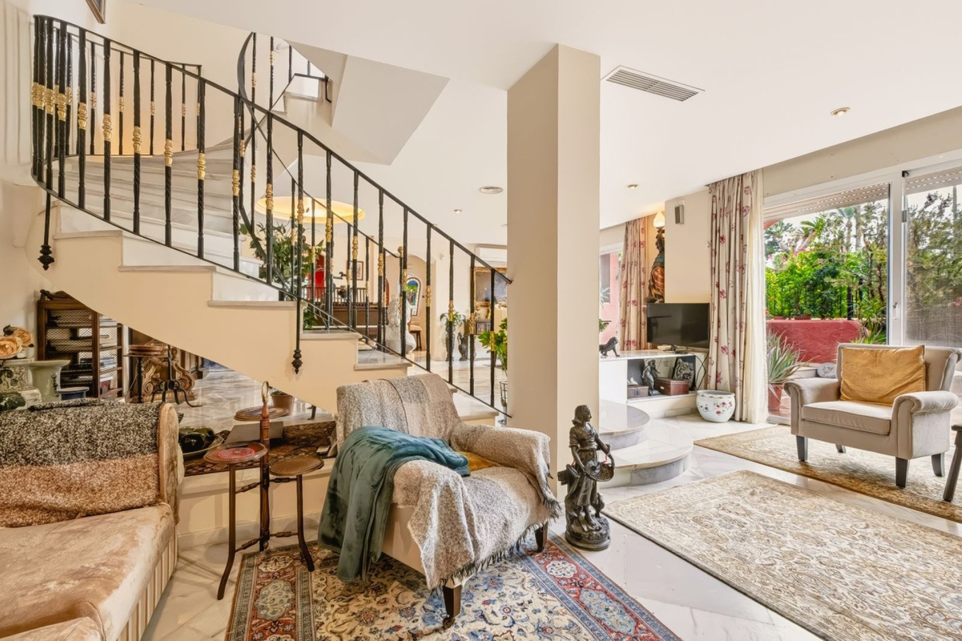 Resale - Town house - Marbella - Nueva Andalucía