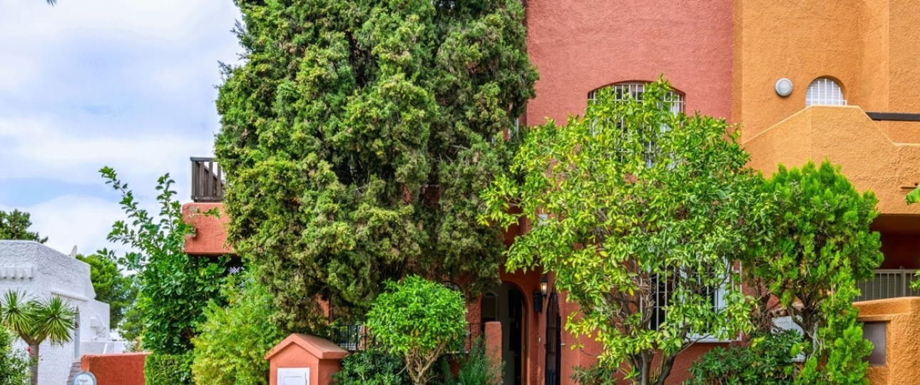 Resale - Town house - Marbella - Nueva Andalucía