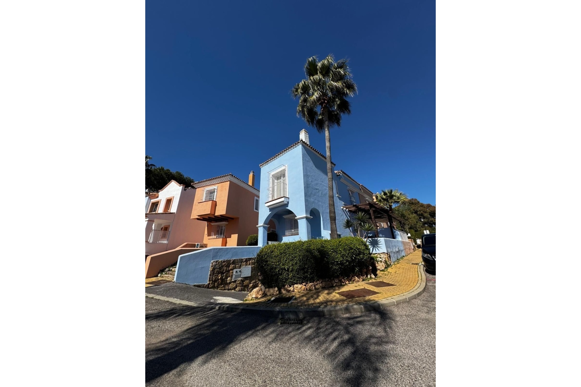 Resale - Town house - Marbella - Nueva Andalucía