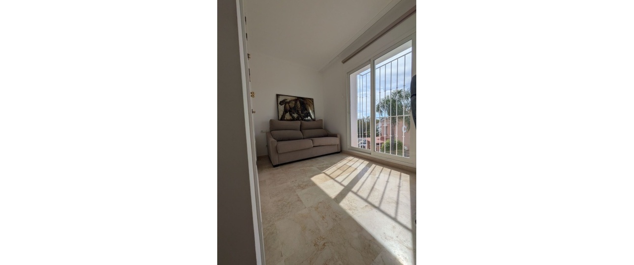 Resale - Town house - Marbella - Nueva Andalucía