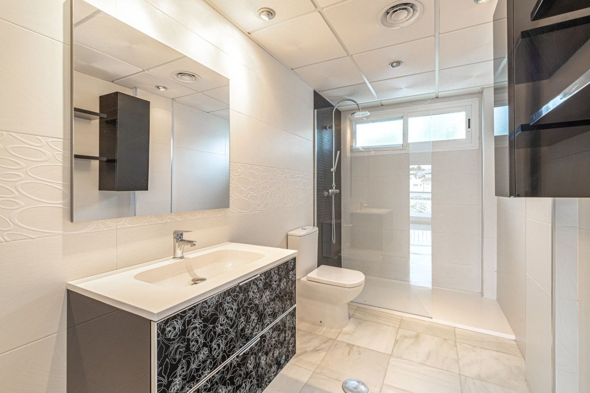 Resale - Town house - Marbella - Nueva Andalucía