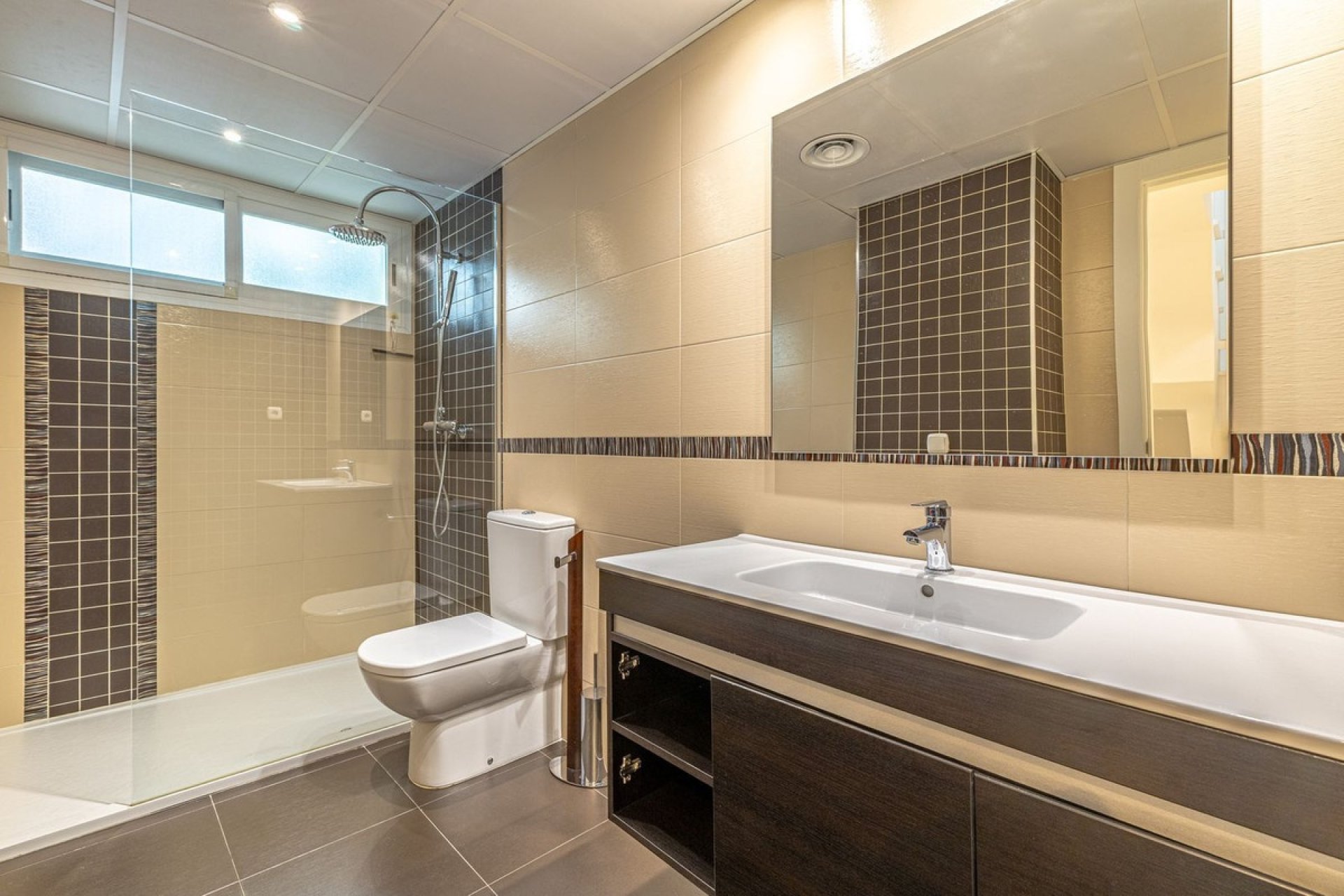Resale - Town house - Marbella - Nueva Andalucía