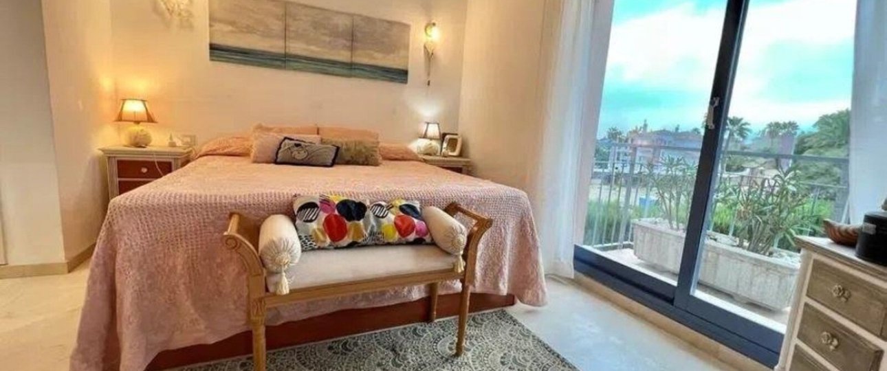 Resale - Town house - Marbella - Nueva Andalucía