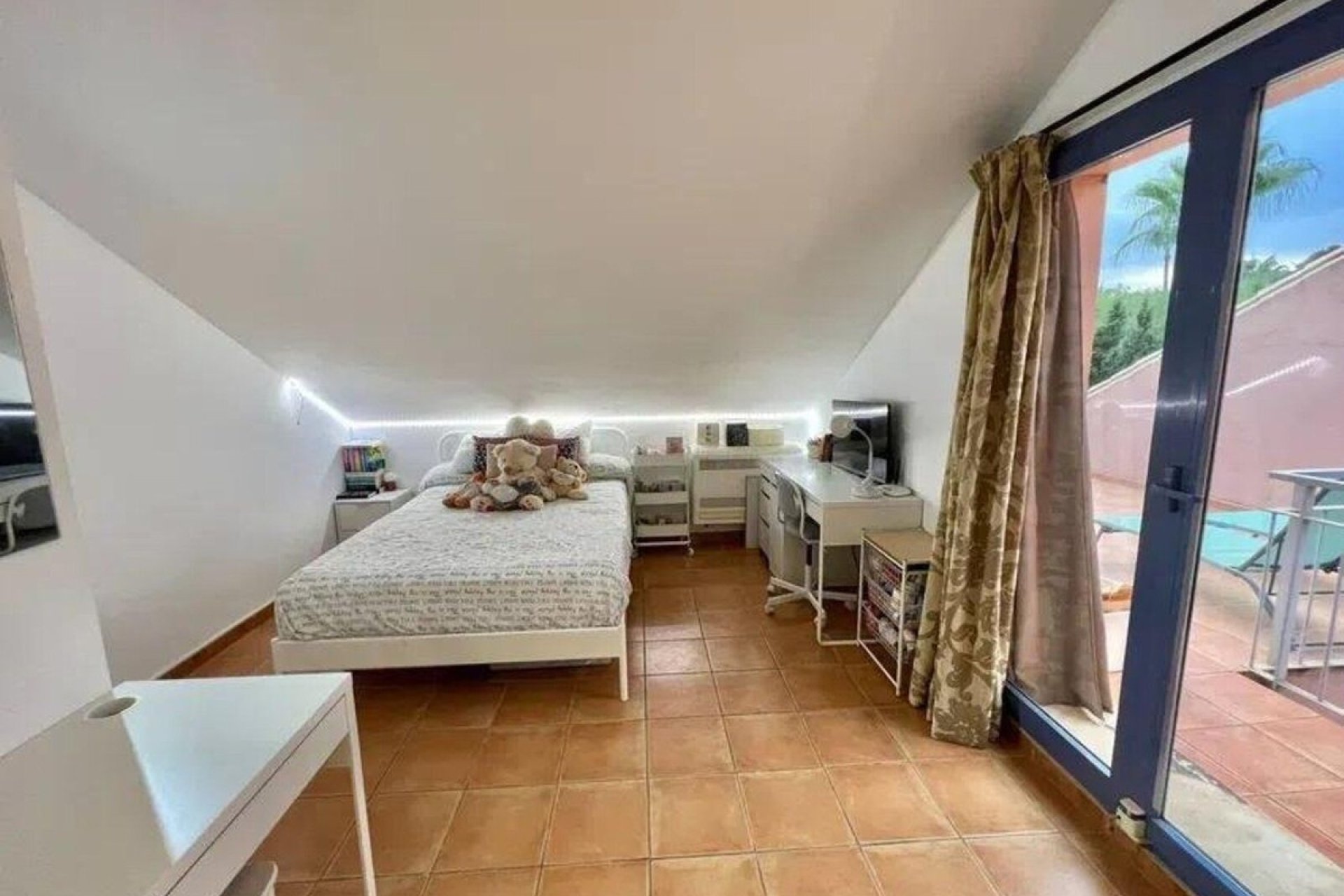 Resale - Town house - Marbella - Nueva Andalucía
