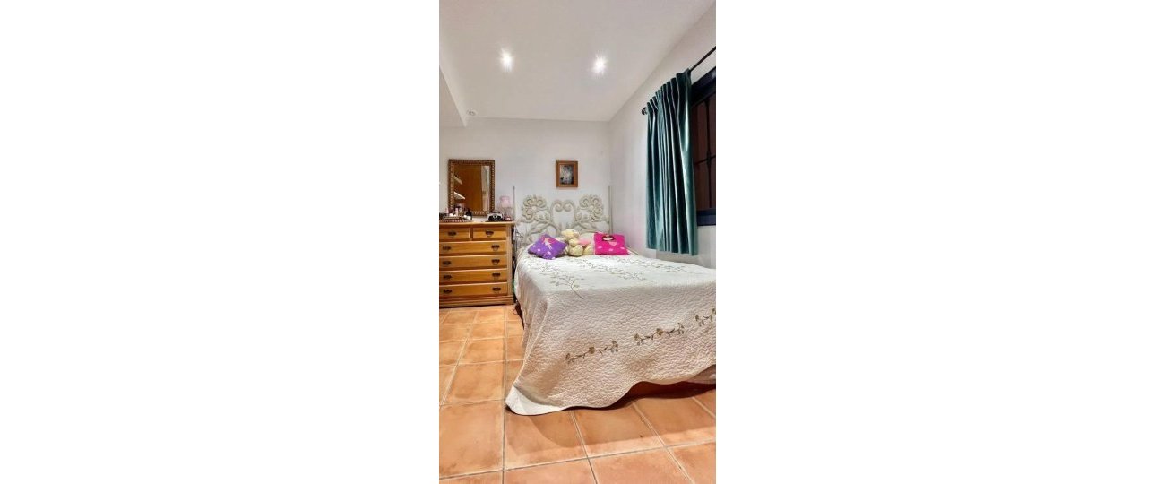 Resale - Town house - Marbella - Nueva Andalucía
