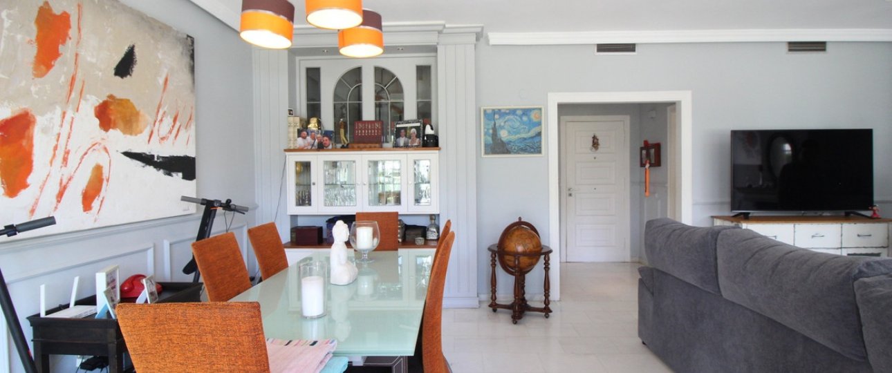 Resale - Town house - Marbella - Nueva Andalucía