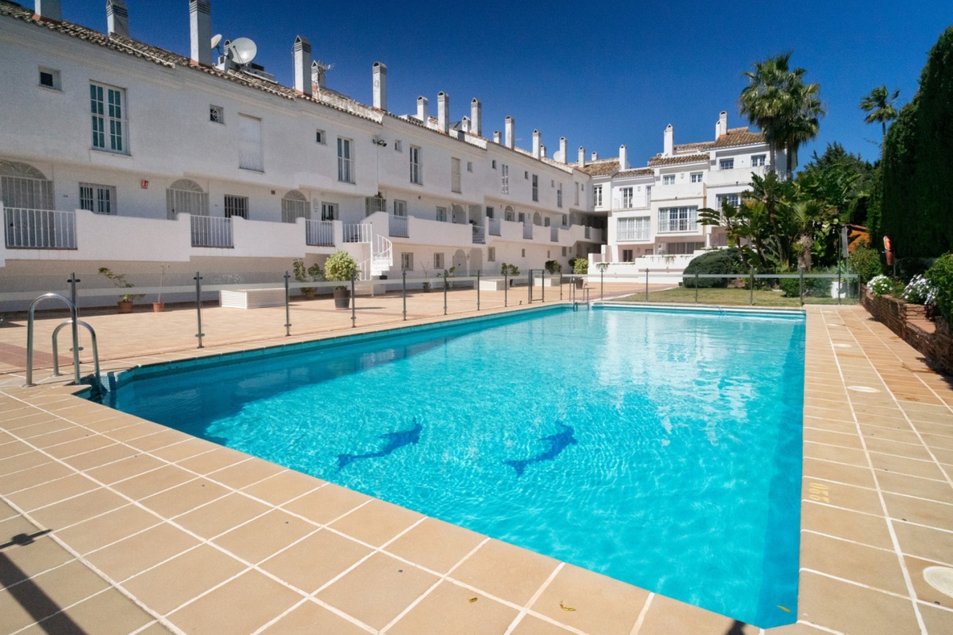 Resale - Town house - Marbella - Puerto Banús