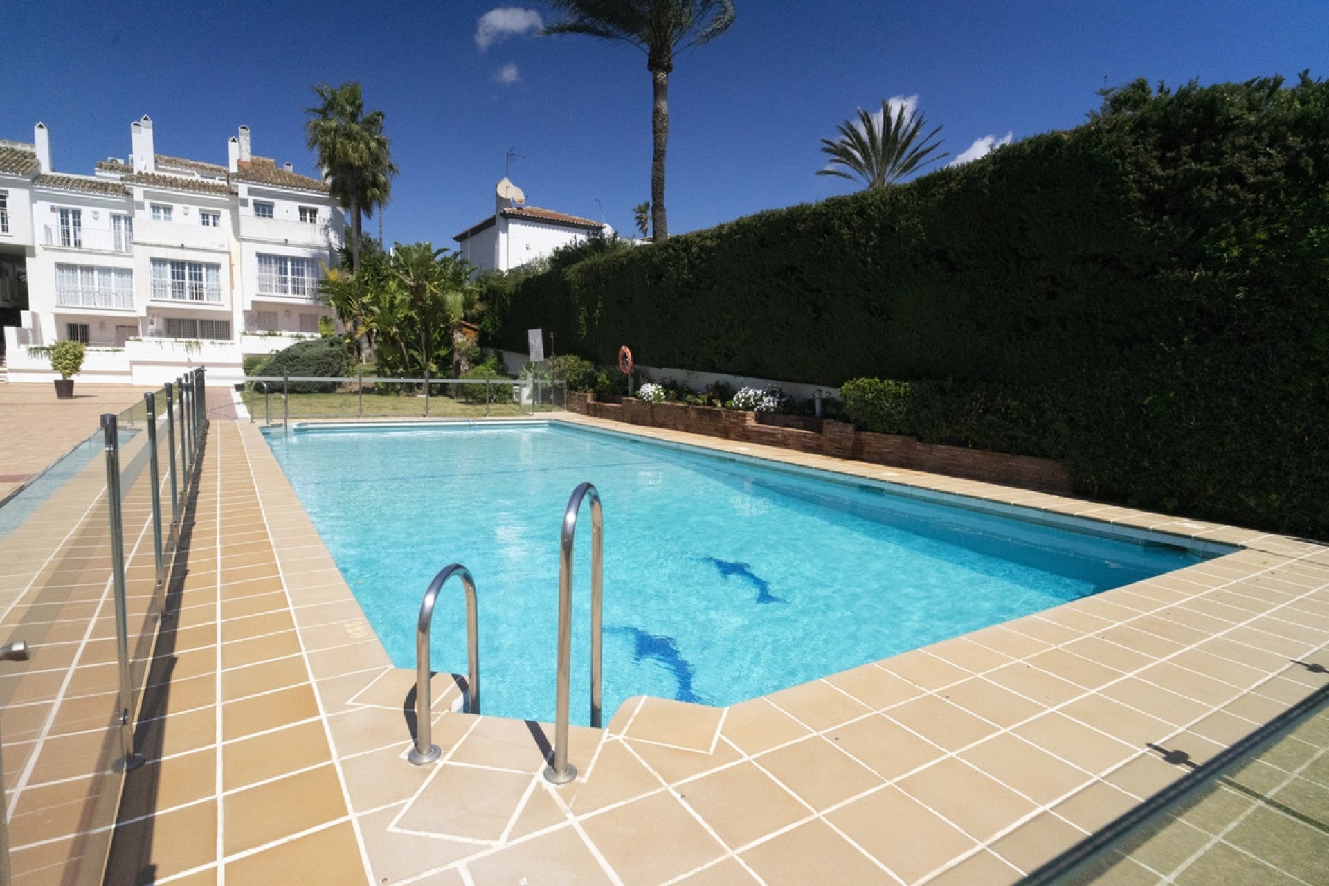 Resale - Town house - Marbella - Puerto Banús