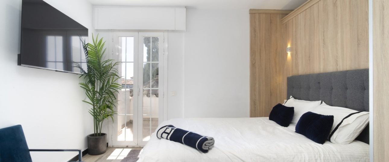 Resale - Town house - Marbella - Puerto Banús