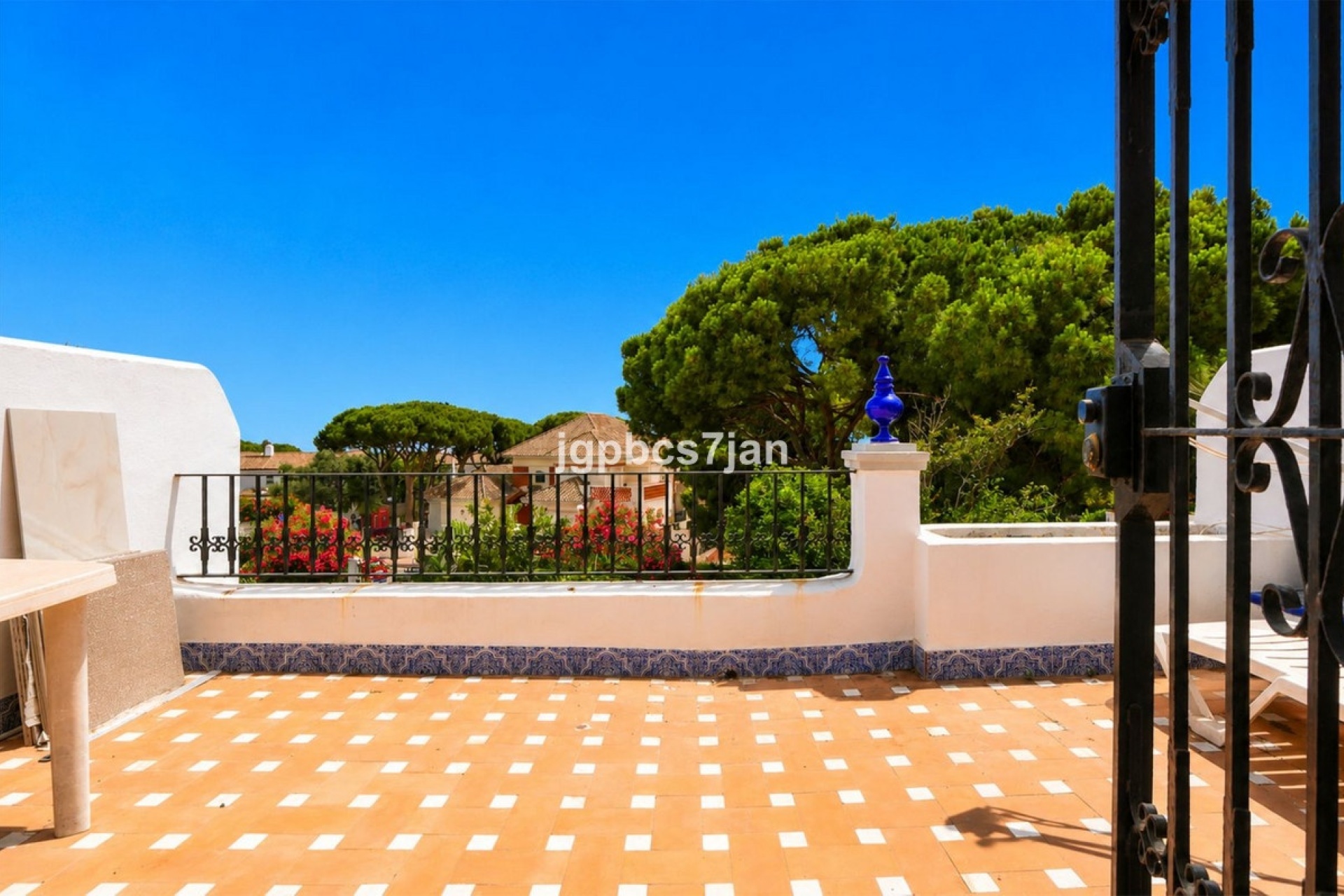 Resale - Town house - Marbella - Puerto de Cabopino