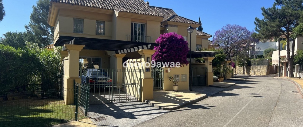 Resale - Town house - Marbella - Río Real