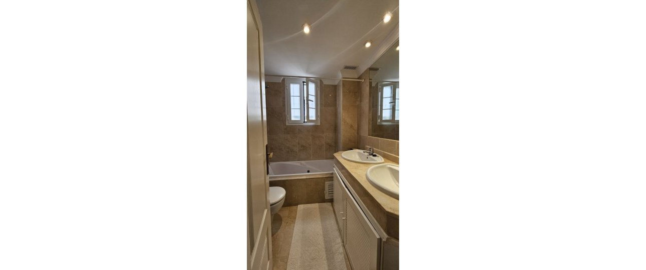 Resale - Town house - Marbella - San Pedro de Alcántara