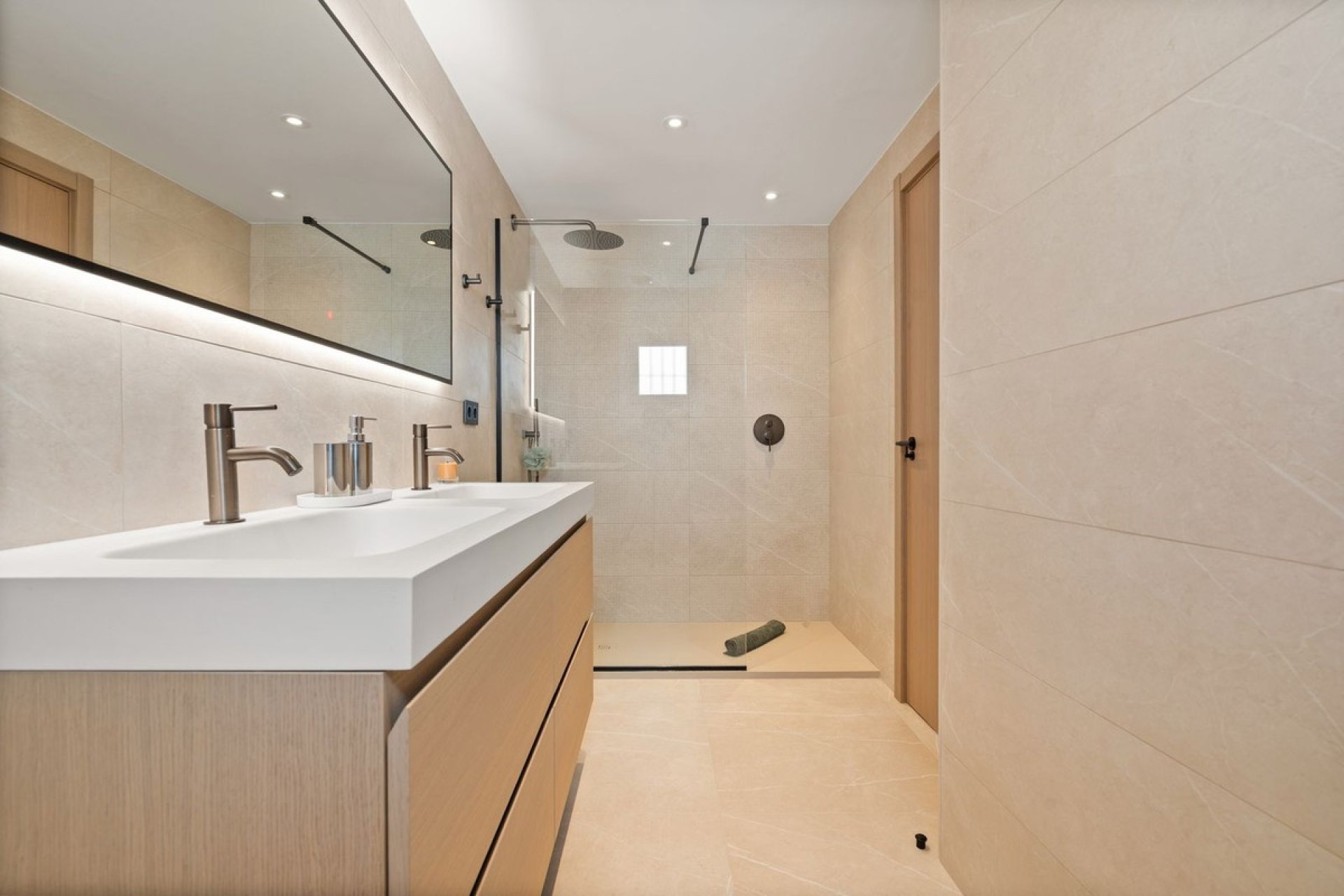Resale - Town house - Marbella - Santa Clara