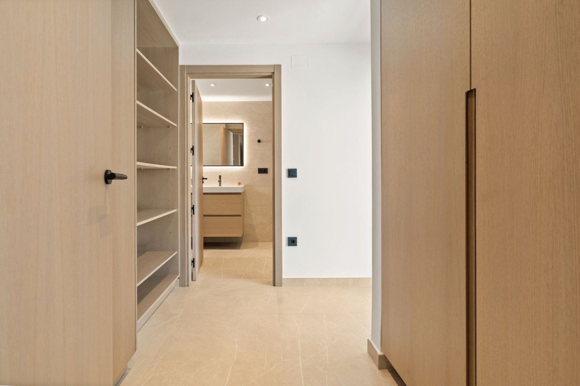 Resale - Town house - Marbella - Santa Clara