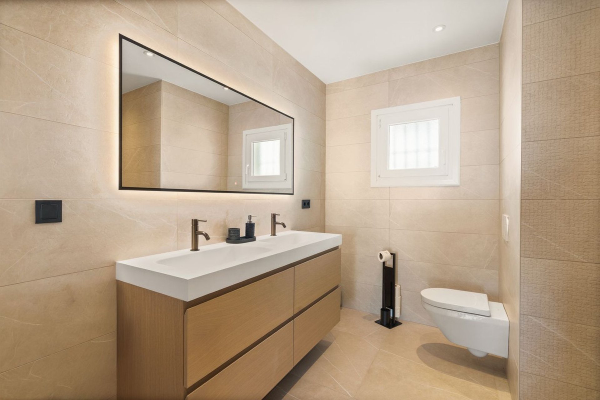 Resale - Town house - Marbella - Santa Clara