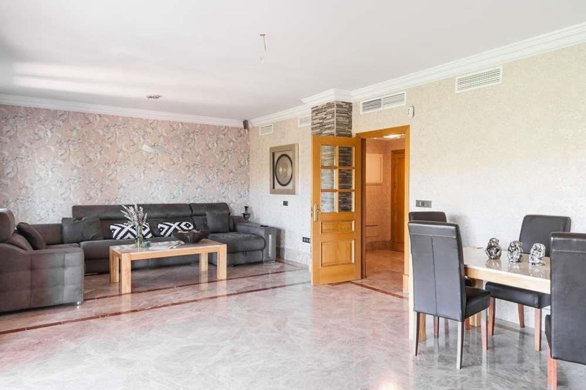 Resale - Town house - Marbella - Santa Clara