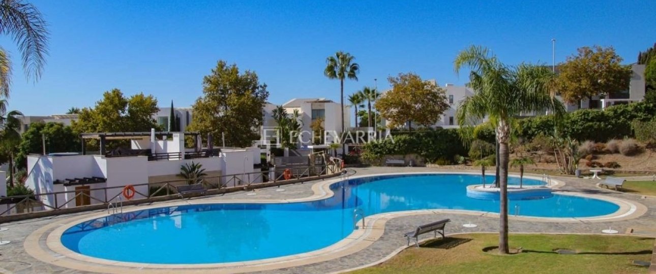 Resale - Town house - Marbella - Santa Clara