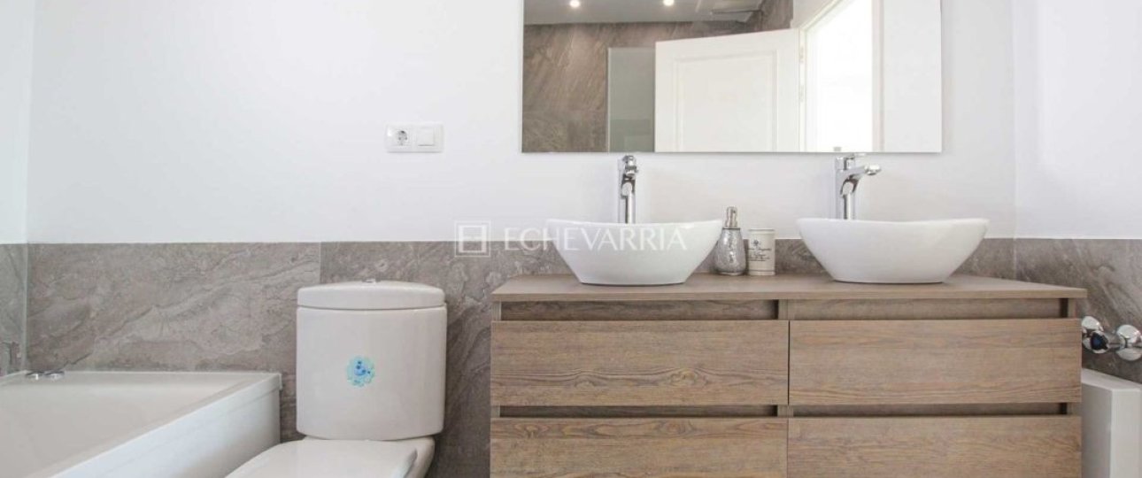 Resale - Town house - Marbella - Santa Clara