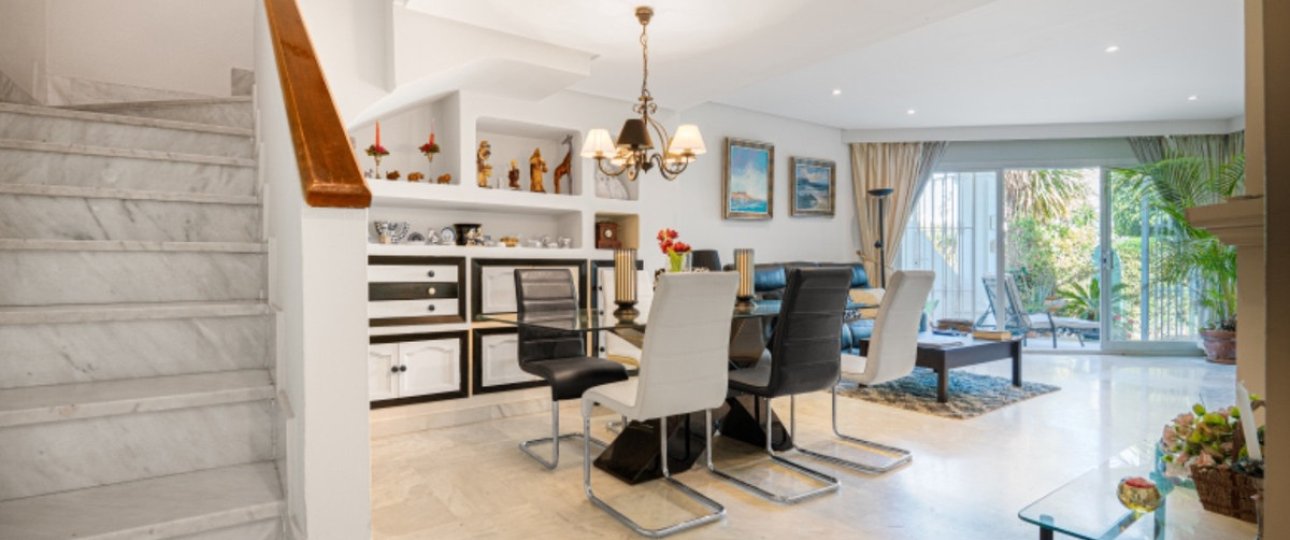 Resale - Town house - Marbella - Sierra Blanca