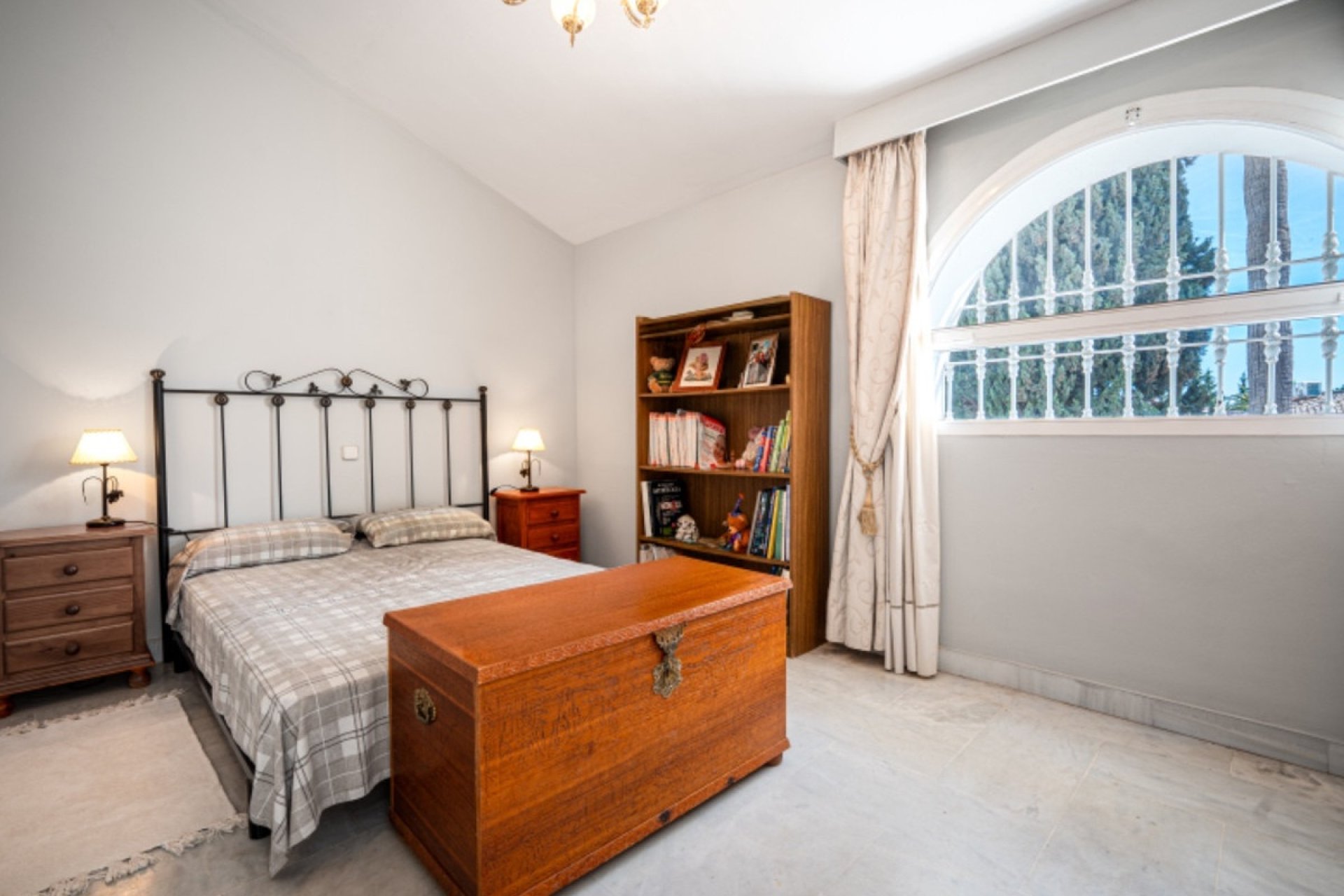 Resale - Town house - Marbella - Sierra Blanca