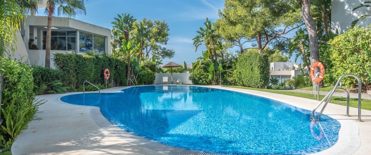Resale - Town house - Marbella - Sierra Blanca